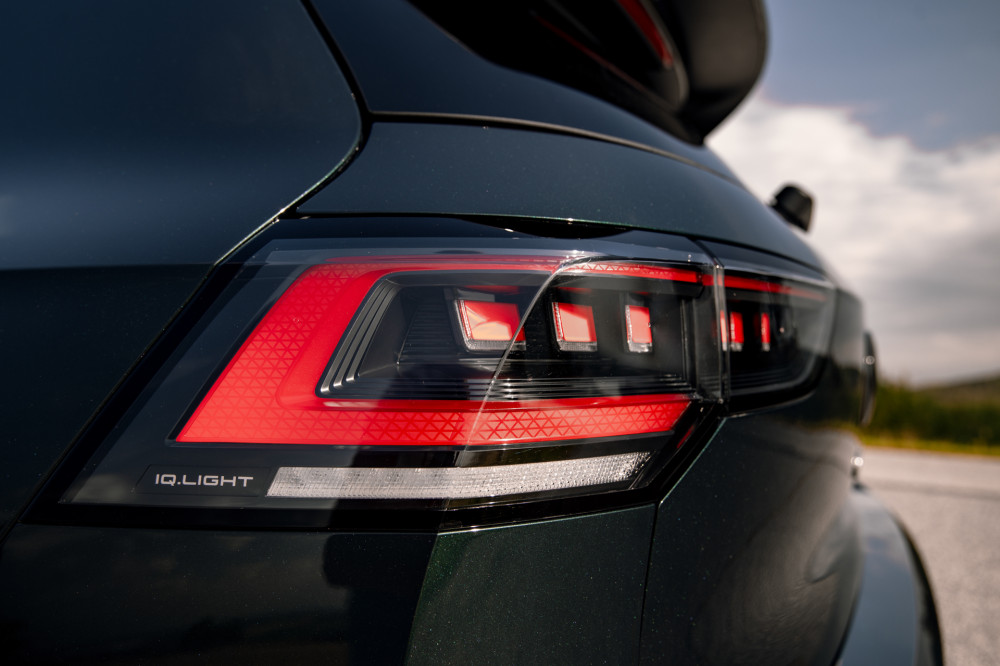 Volkswagen Golf GTI EDITION 50
